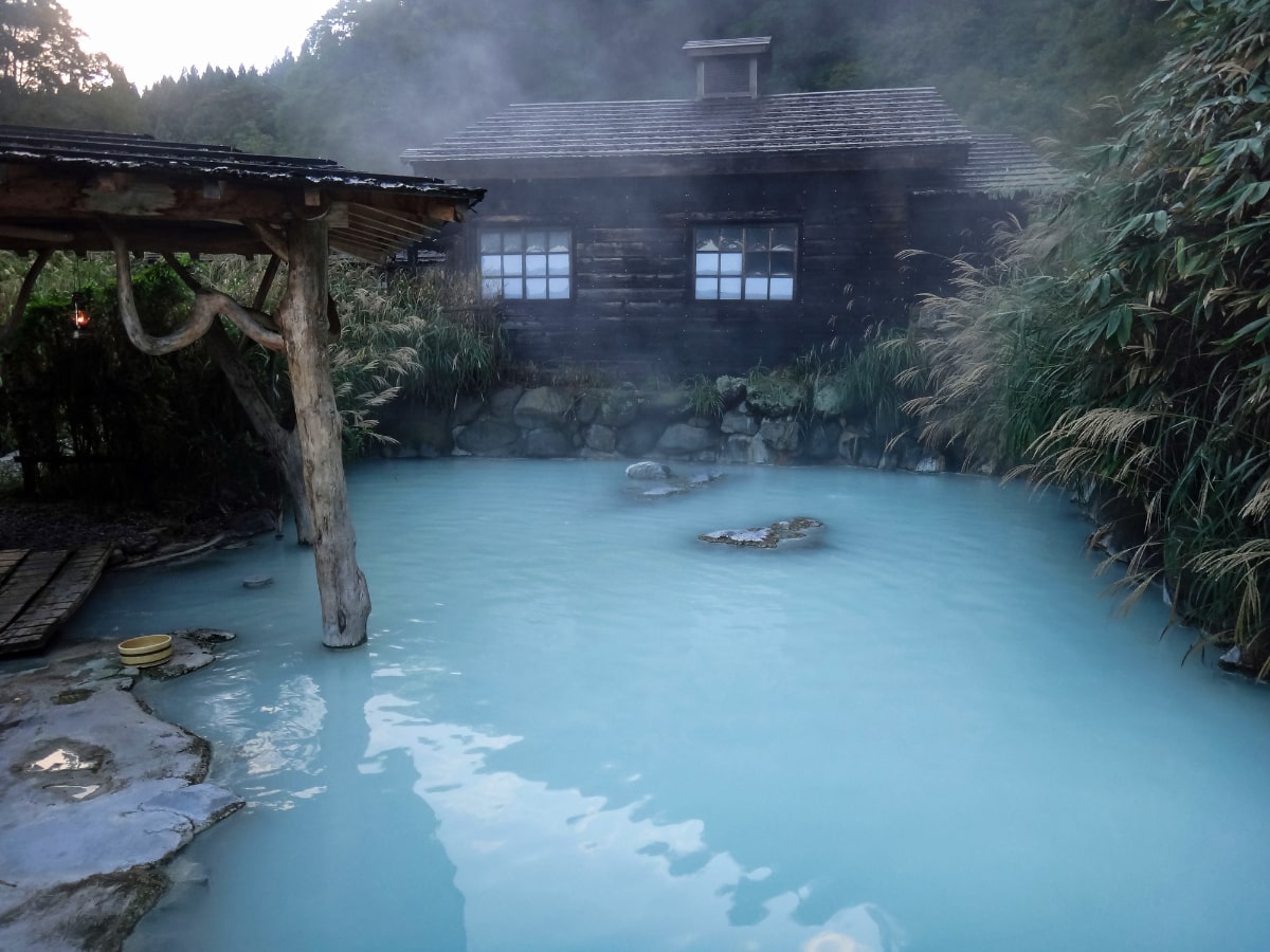秘湯 秘湯とは？一度は行ってみたい憧れの全国三大秘湯とおすすめ秘湯4選！ | らくらく湯旅